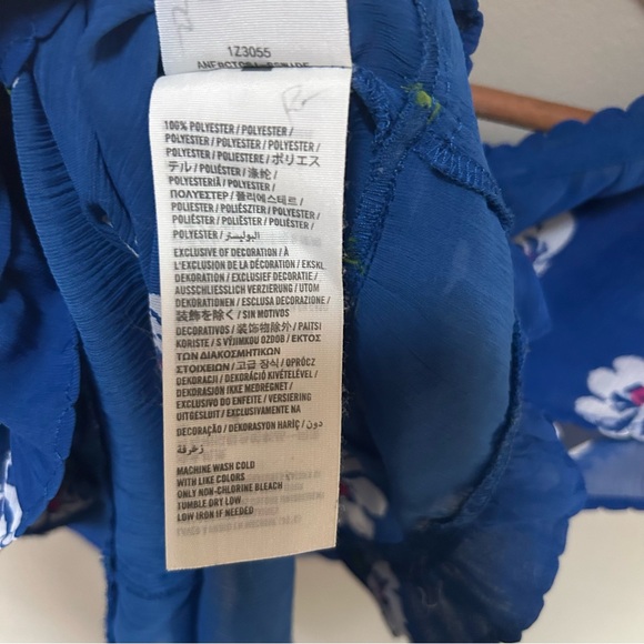 Abercrombie & Fitch~ Blue Floral Sheer Chiffon Tie Bow Ruffle Shirt in Medium - Picture 8 of 12